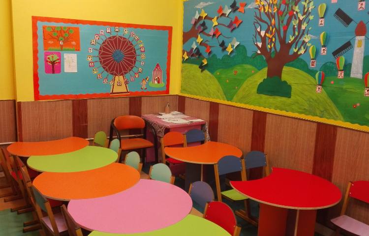 کلاس دبستان پسرانه ناحیه 3 اصفهان - مرداویج