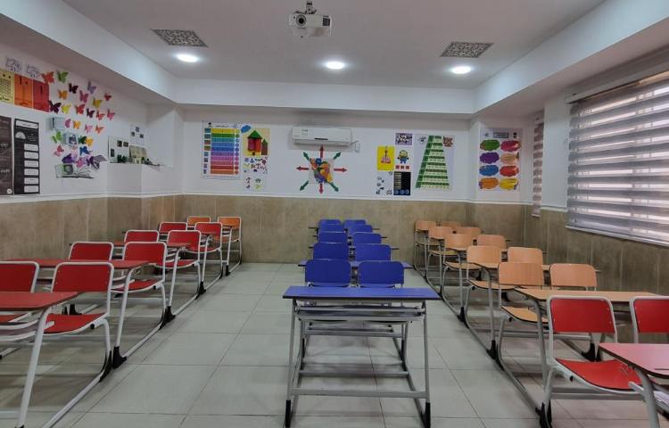 کلاس دبستان پسرانه پیشگامان (یک) علوی بندرعباس
