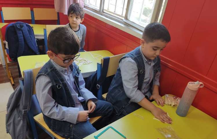 درست کردن اشکال هندسی با استفاده از چوب بستنی 1