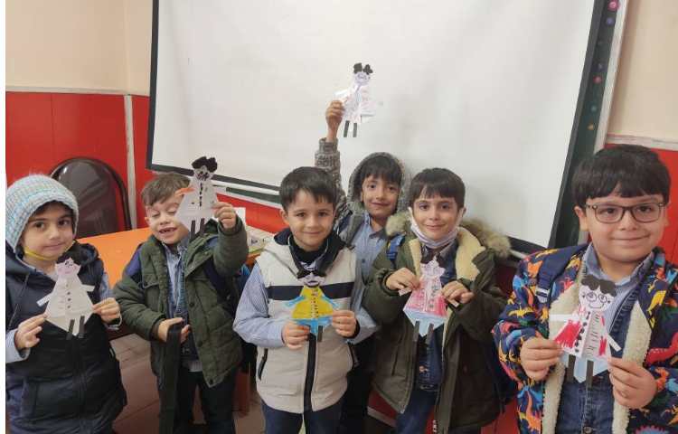 درست کردن اوریگامی پرستار جهت تبریک روز پرستار