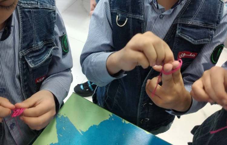 درست کردن شکوفه های بهاری برای تابلو چهار فصل 1