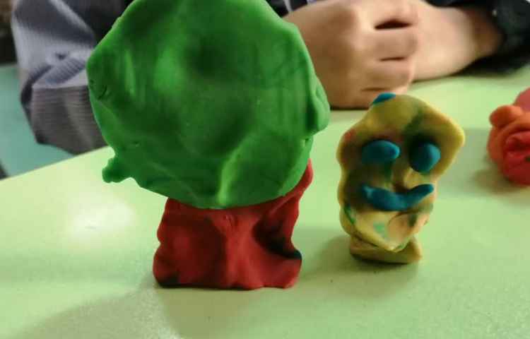 درست کردن شیر و درخت با خمیربازی 2