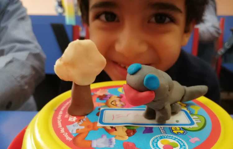 درست کردن شیر و درخت با خمیربازی 4