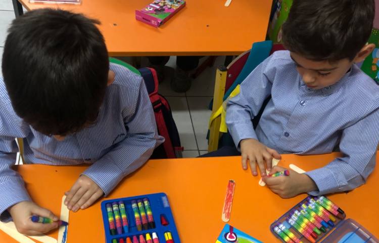 درست کردن مداد با چوب بستنی 2