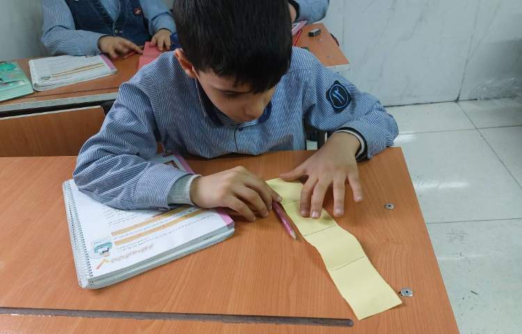 درست کردن نوارکاغذی و اندازه گیری وسایل با ابزار غیر استاندار 3