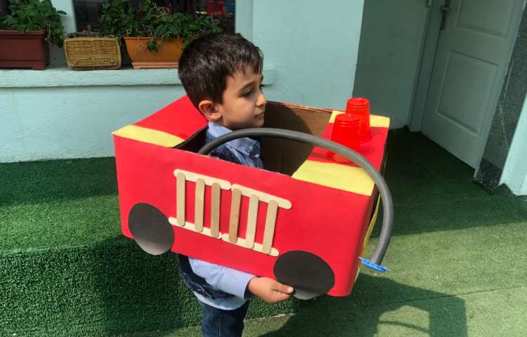 درست کردن کاردستی آتش نشان بازی با ماشین آتش نشان 2