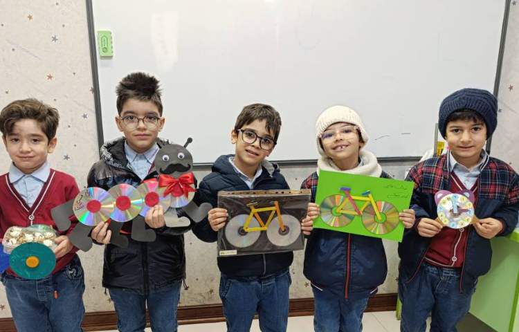 درست کردن کاردستی با cd برای کلاس کامپیوتر 3