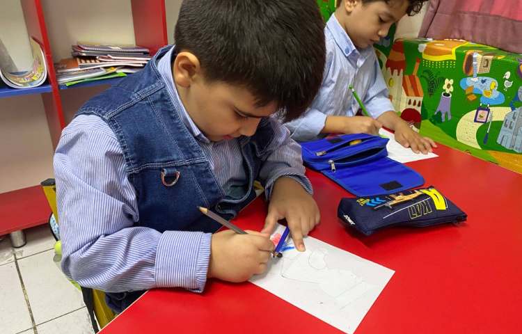 درست کردن کاردستی postman به مناسبت روز پست 2