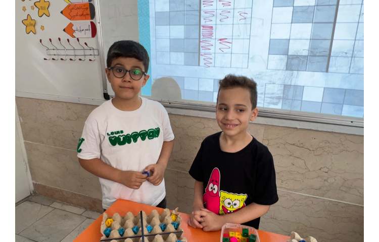 درس:ریاضی مبحث:تقارن 8