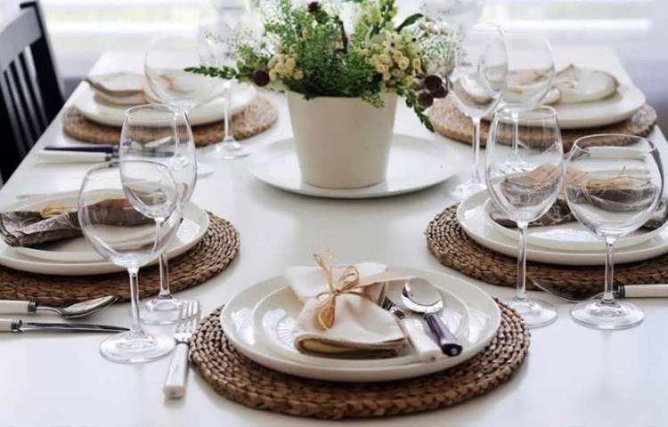 :درس اتیکت، آموزش استفاده از قاشق و چنگال 1