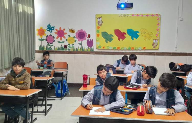 درس اتیکت آموزش فضاهای عمومی و آداب فضاهای عمومی 1