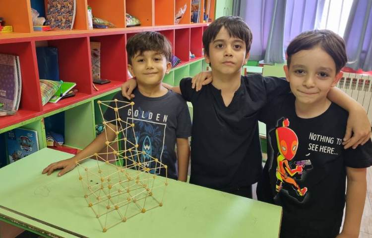 : درس بازی ساختنی، برج های نخودی