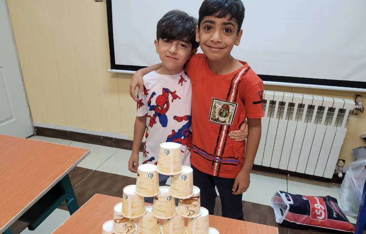 :درس بازی ساختن، کلاس انار 1