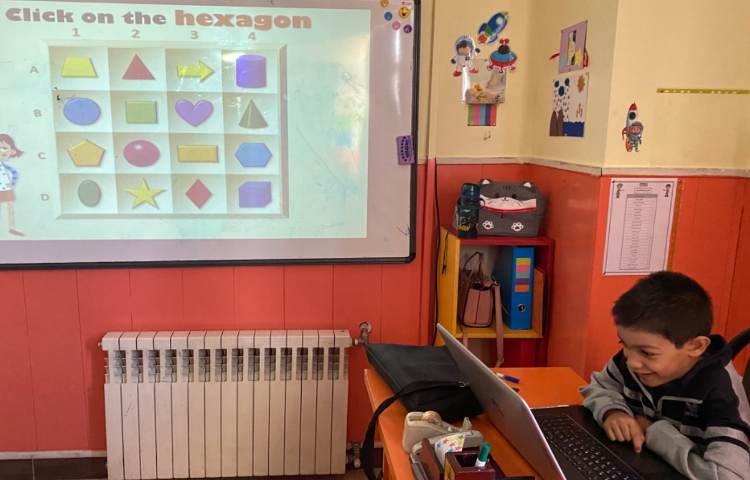 درس mathematics تمرین تشخیص اشکال مختلف با استفاده از بازی آنلاین 3