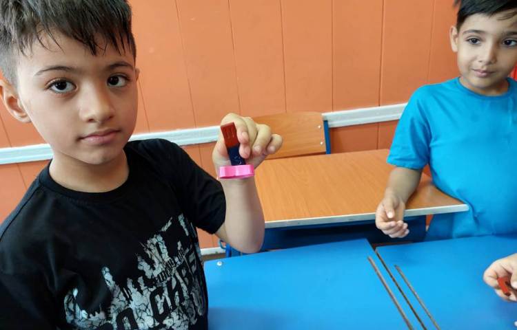 درس: دانشمند کوچک موضوع: آهن‌ربا 7