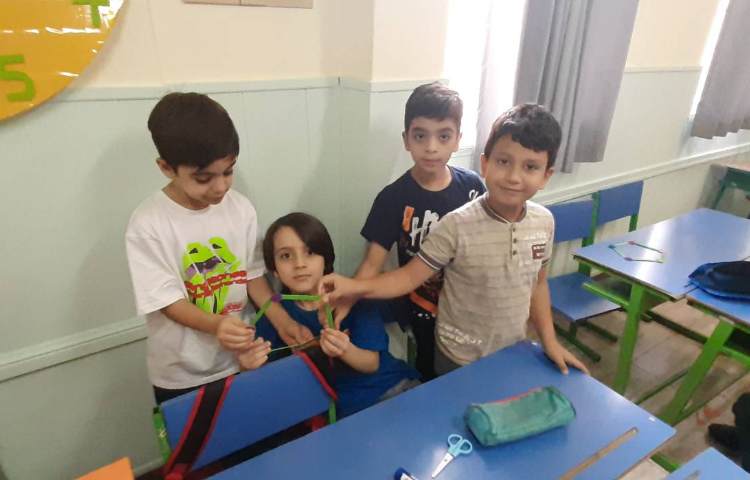 درس : دست سازه موضوع : ساخت سگ و خرگوش 2