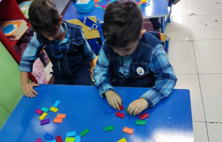 :درس دومینو، درست کردن خط صاف و شکسته و خمیده 2