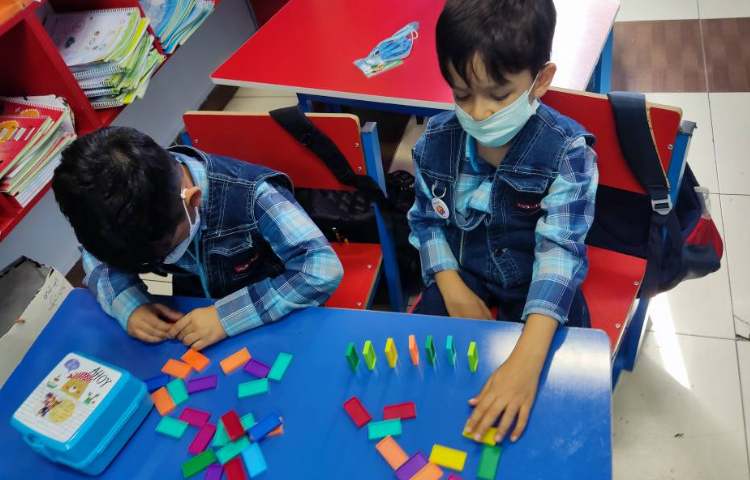 :درس دومینو، درست کردن خط صاف و شکسته و خمیده 3