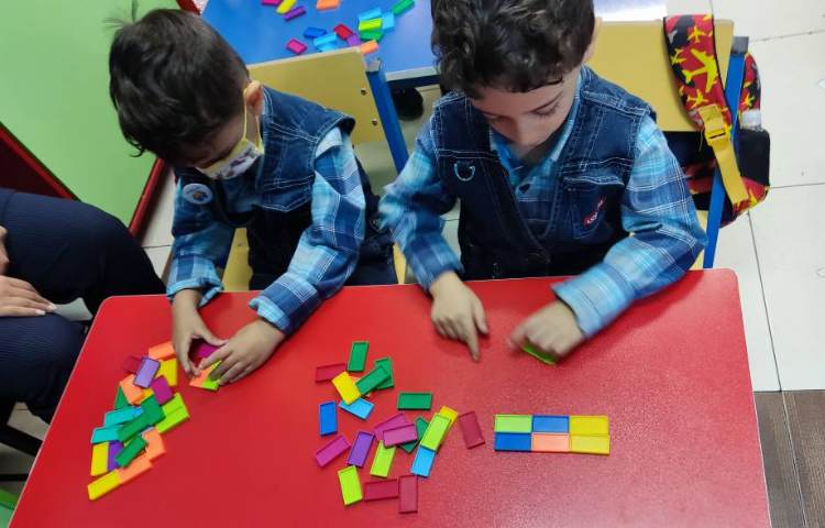 :درس دومینو، درست کردن خط صاف و شکسته و خمیده 6