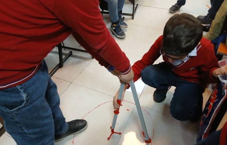 درس ریاضی_آموزش رسم دایره و مفاهیم مرکز، قطر و شعاع دایره 4