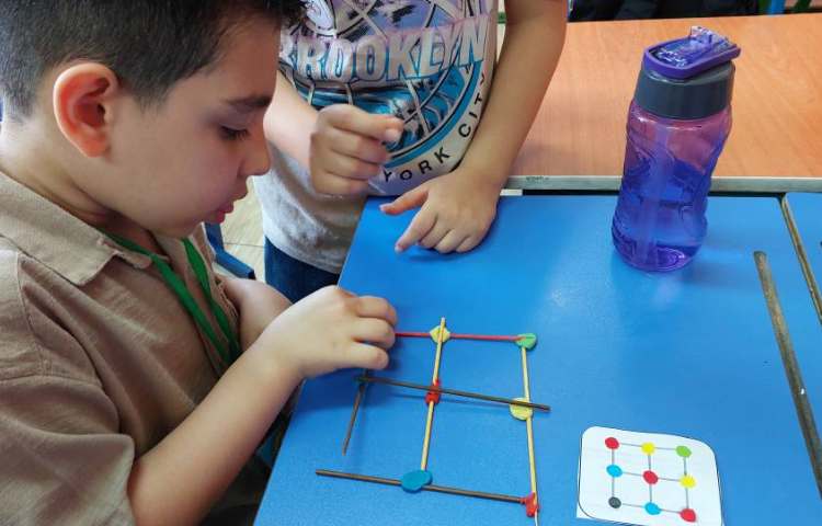 درس: ریاضیدان کوچک موضوع: الگوهای هندسی 5