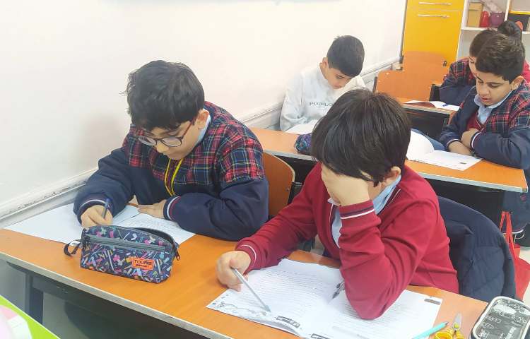 درس ریاضی آزمون آزمایشی مداد رنگی یک 3