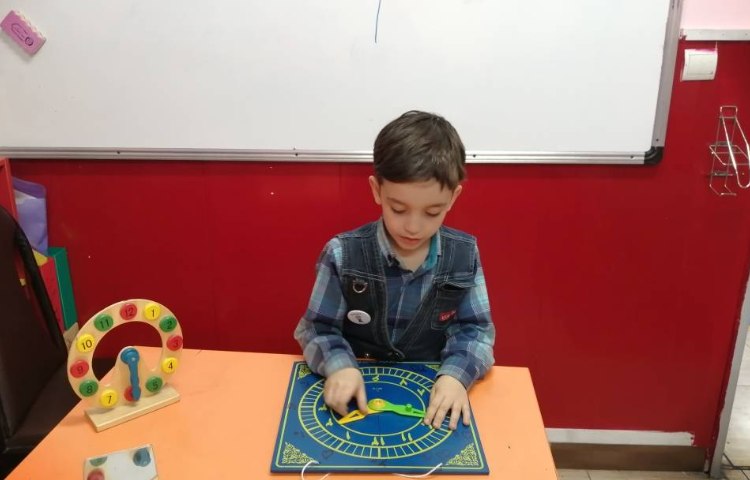 :درس ریاضی، ارزشیابی ساعت ربع و نیم 2