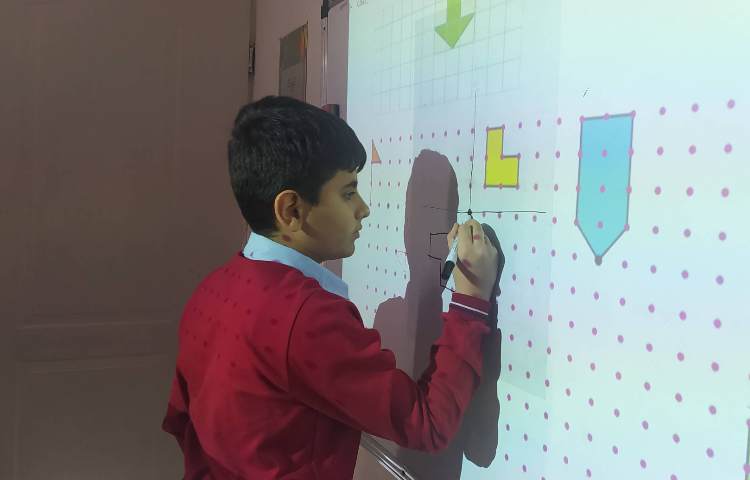 درس ریاضی تدریس تقارن مرکزی و محوری 1