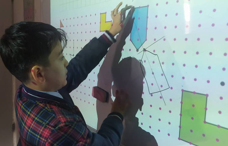 درس ریاضی تدریس تقارن مرکزی و محوری 8