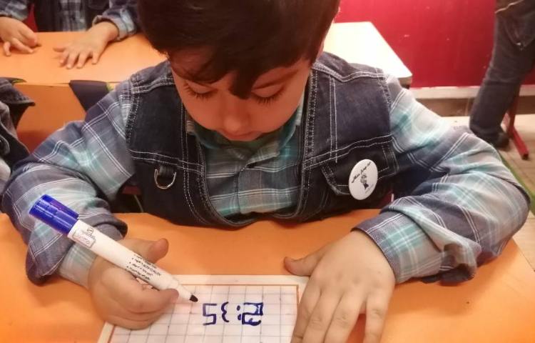 :درس ریاضی، دست ورزی اعداد دیجیتال 2