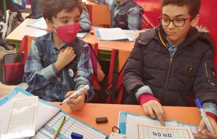 :درس ریاضی، دست ورزی اعداد دیجیتال 5