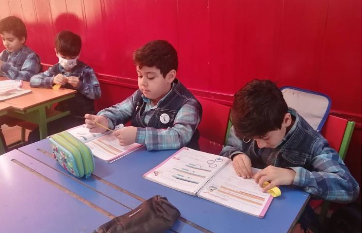 درس ریاضی، دست ورزی اندازه گیری دقیق نوار کاغذی 5