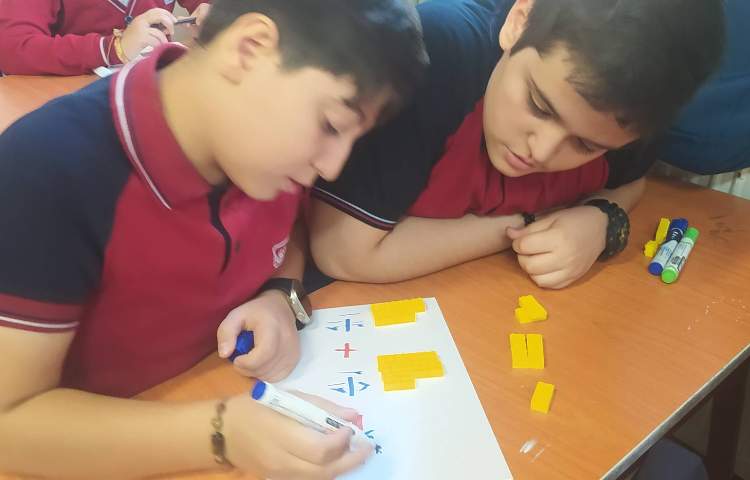 درس ریاضی دست ورزی جمع و تفریق کسر ها (کوچکترین مخرج مشترک) 1