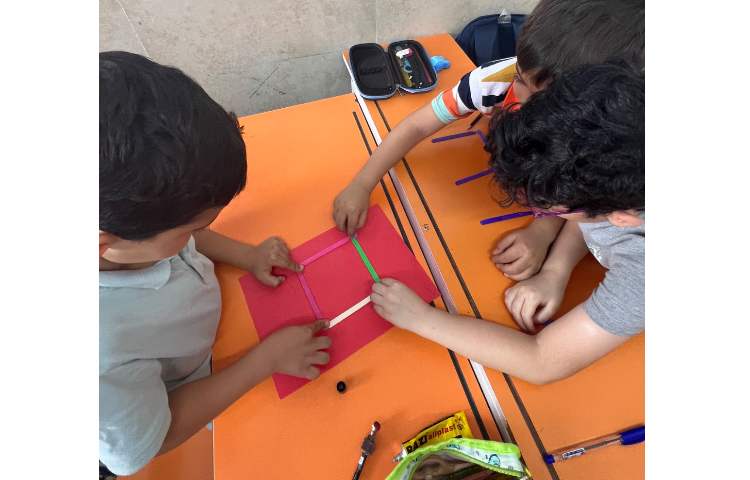 درس ریاضی مبحث :اشکال هندسی و شناخت ضلع و گوشه 1