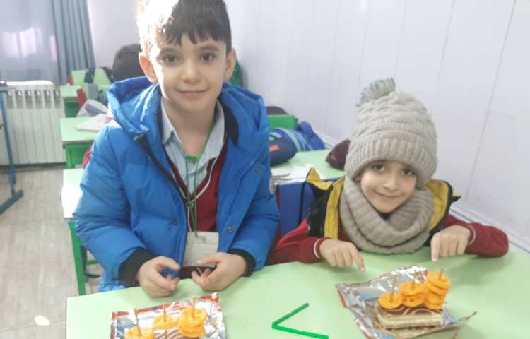 درس : ریاضی مبحث: ایجاد انگیزه مقایسه ی اعداد سه رقمی 1