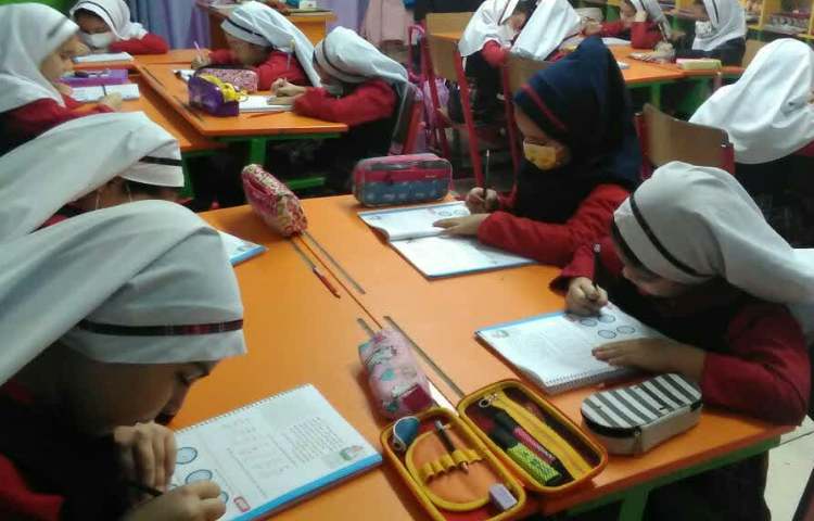 درس ریاضی مبحث دقیقه در ساعت 1