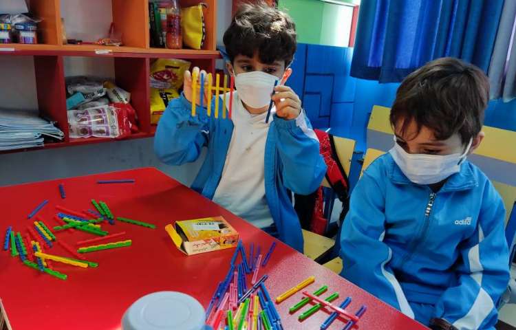 :درس ریاضی، مرور اعداد 1 تا 10 با چوب خط