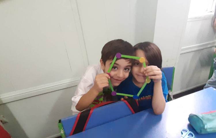 درس : ریاضی موضوع : اشکال هندسی