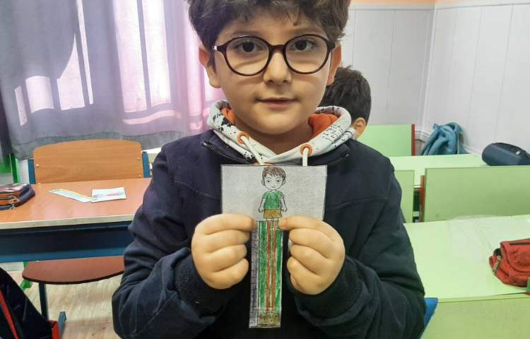 درس : ریاضی موضوع : دست ورزی و تمرین میلی متر و سانتی متر 4