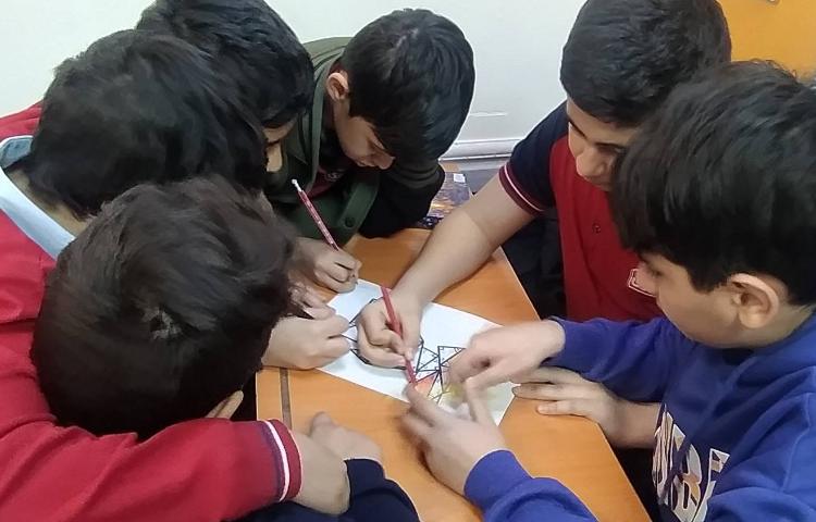 درس ریاضی پیدا کردن زاویه ها و محاسبه آنها 9