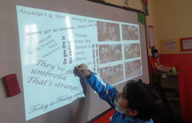 :درس زبان،تمرین خواندن جملات داستان به شکلی متفاوت 3