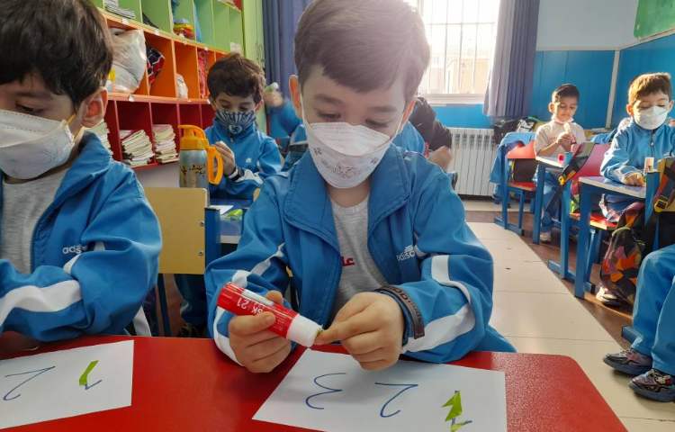 :درس زبان،تمرین دست ورزی 3