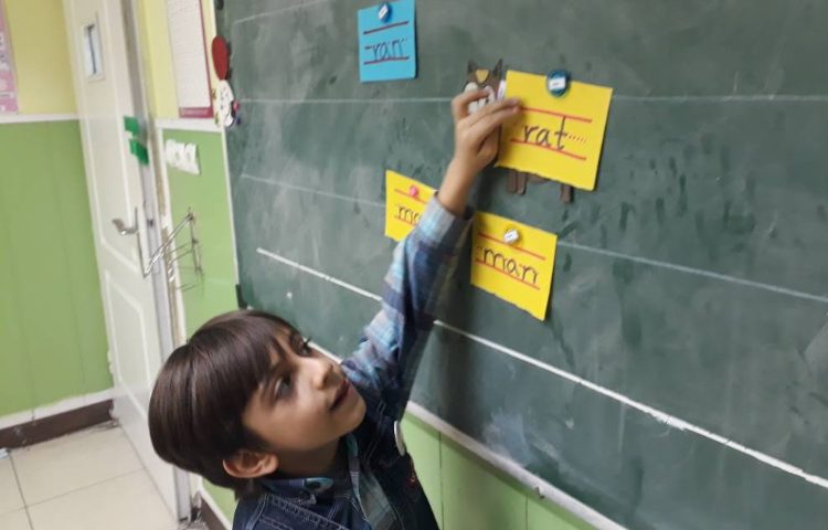 :درس زبان، انجام فعالیت بلندینگ 3