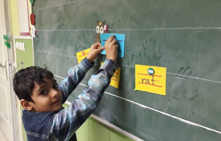 :درس زبان، انجام فعالیت بلندینگ 4