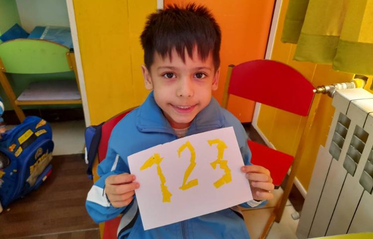 :درس زبان، تمرین دست ورزی