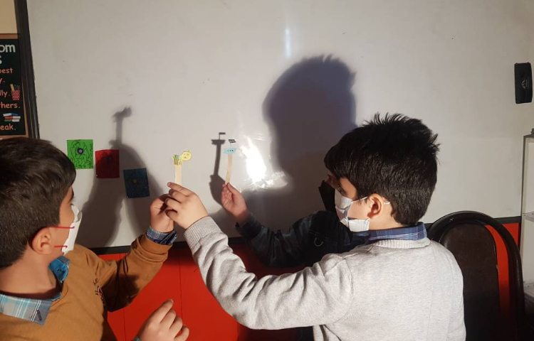 :درس زبان، ساخت کاردستی و ایجاد سایه 2