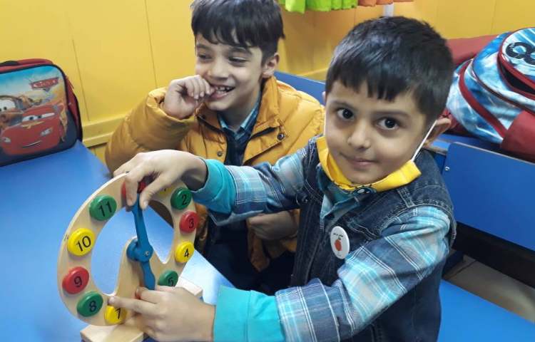 :درس زبان، یادگیری time در درس math 2