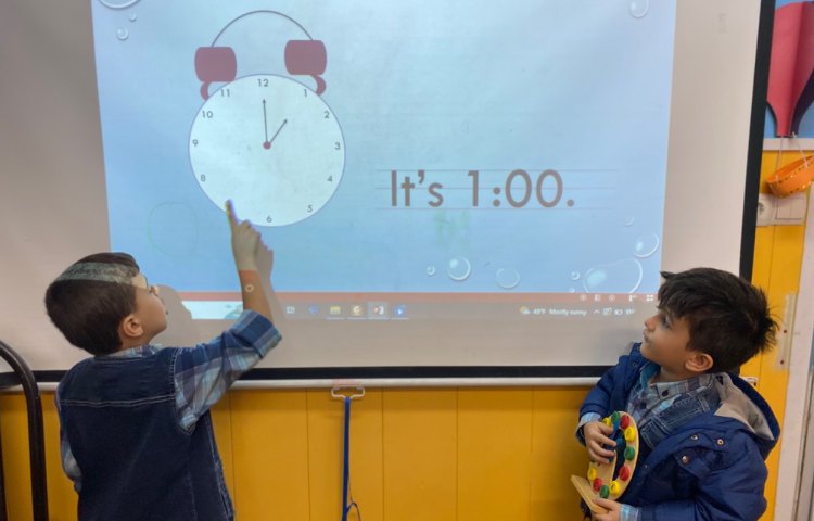 :درس زبان Math, time 1