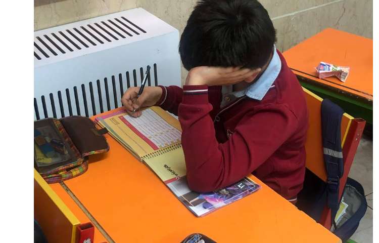 درس سواد مالی موضوع تکمیل فعالیت های کلاسی به صورت گروهی 2