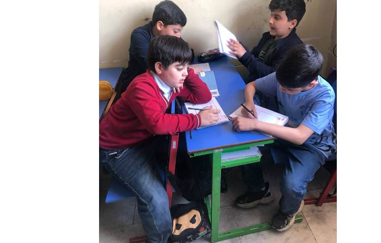 درس سواد مالی موضوع تکمیل فعالیت های کلاسی به صورت گروهی 4